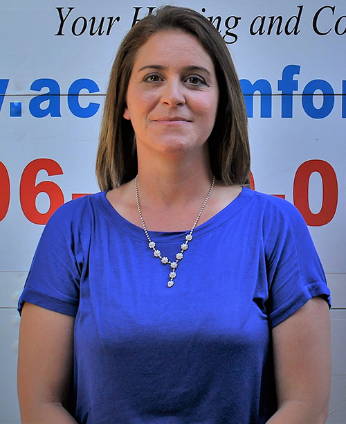 Amy Mullinax